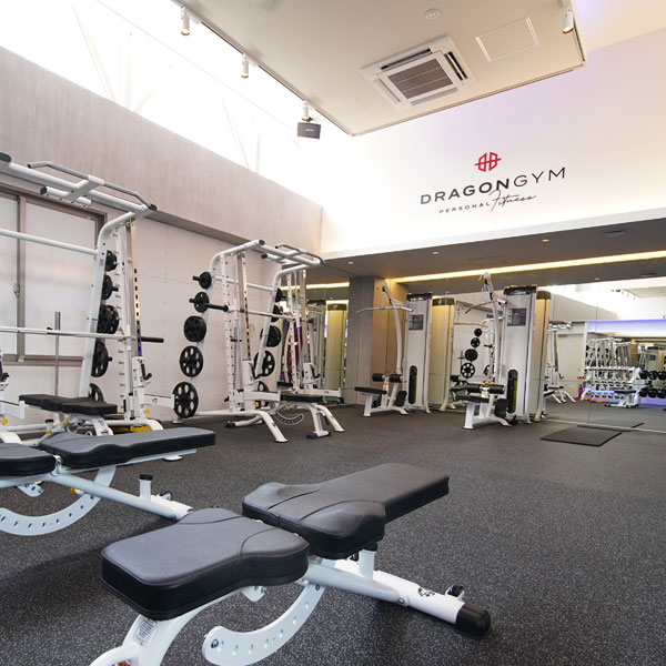 新店舗でキレイなトレーニングジム！